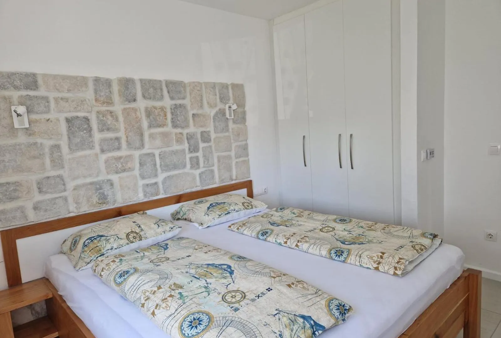 Apartments Chico Sveti Filip i Jakov